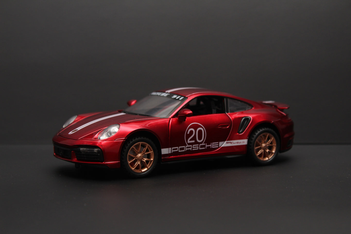 1:32 Porsche 911 turbo Diecast (Red)