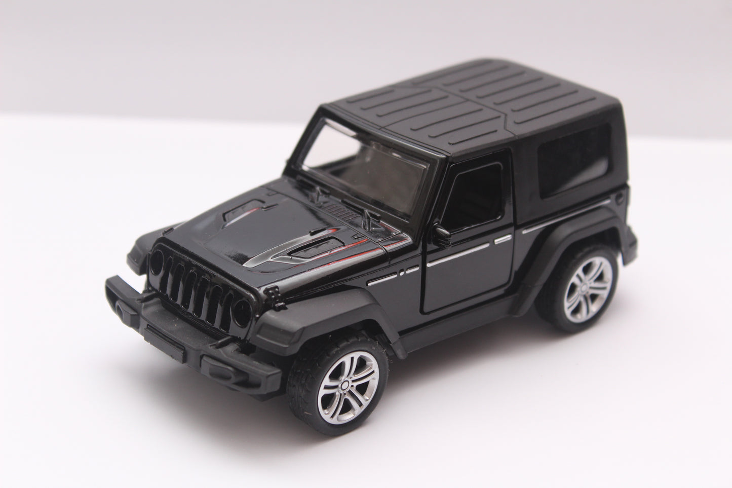 1:32 Jeep Black Diecast