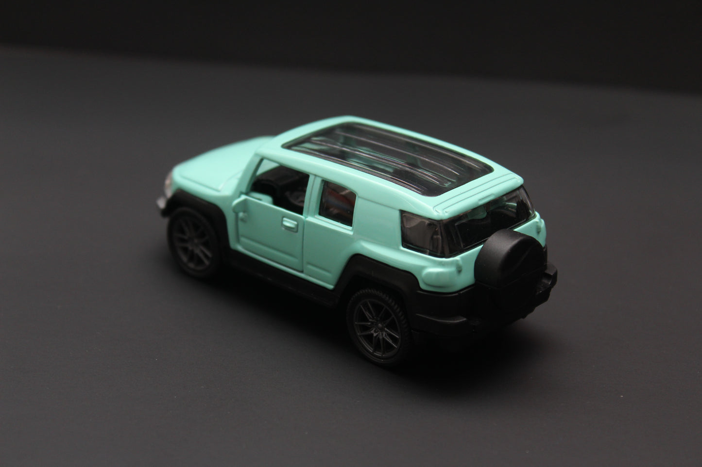 1:43 FJ Cruiser Diecast