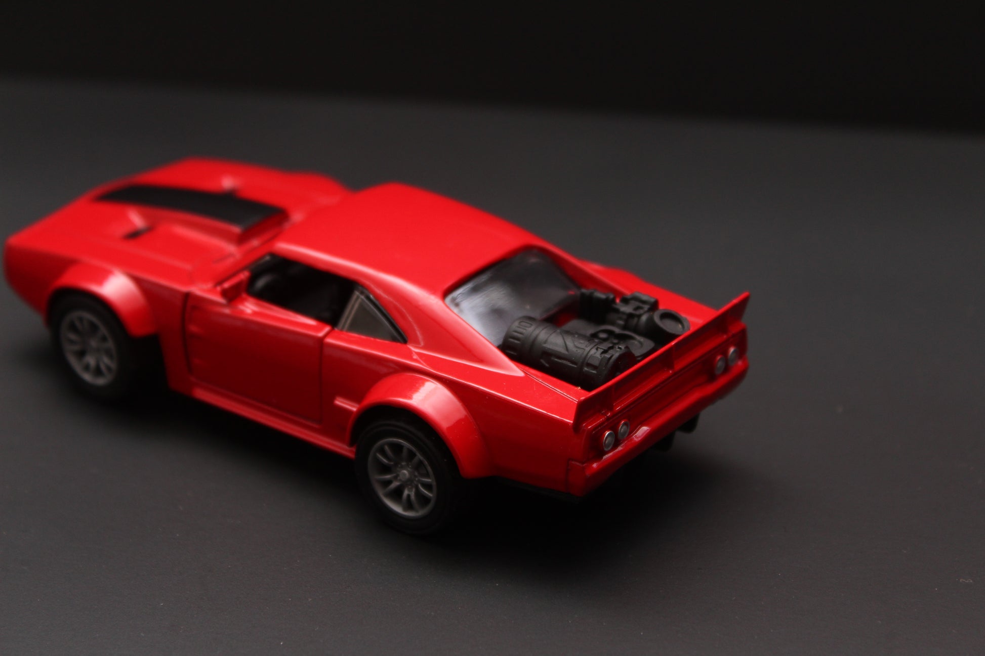 1:36 dodge Diecast Red -  Kunju Vandi  
