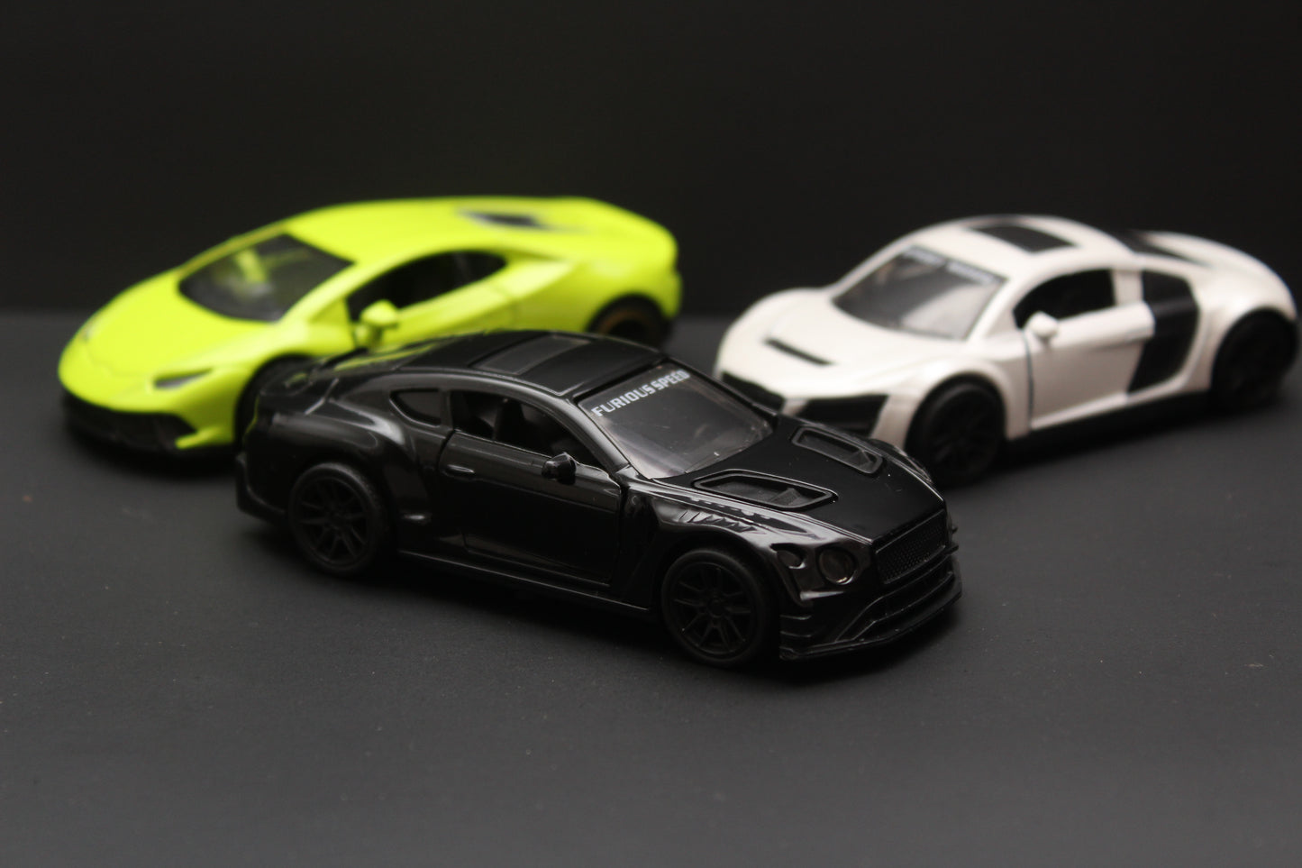 1:43 Bentley , Lambo , Audi