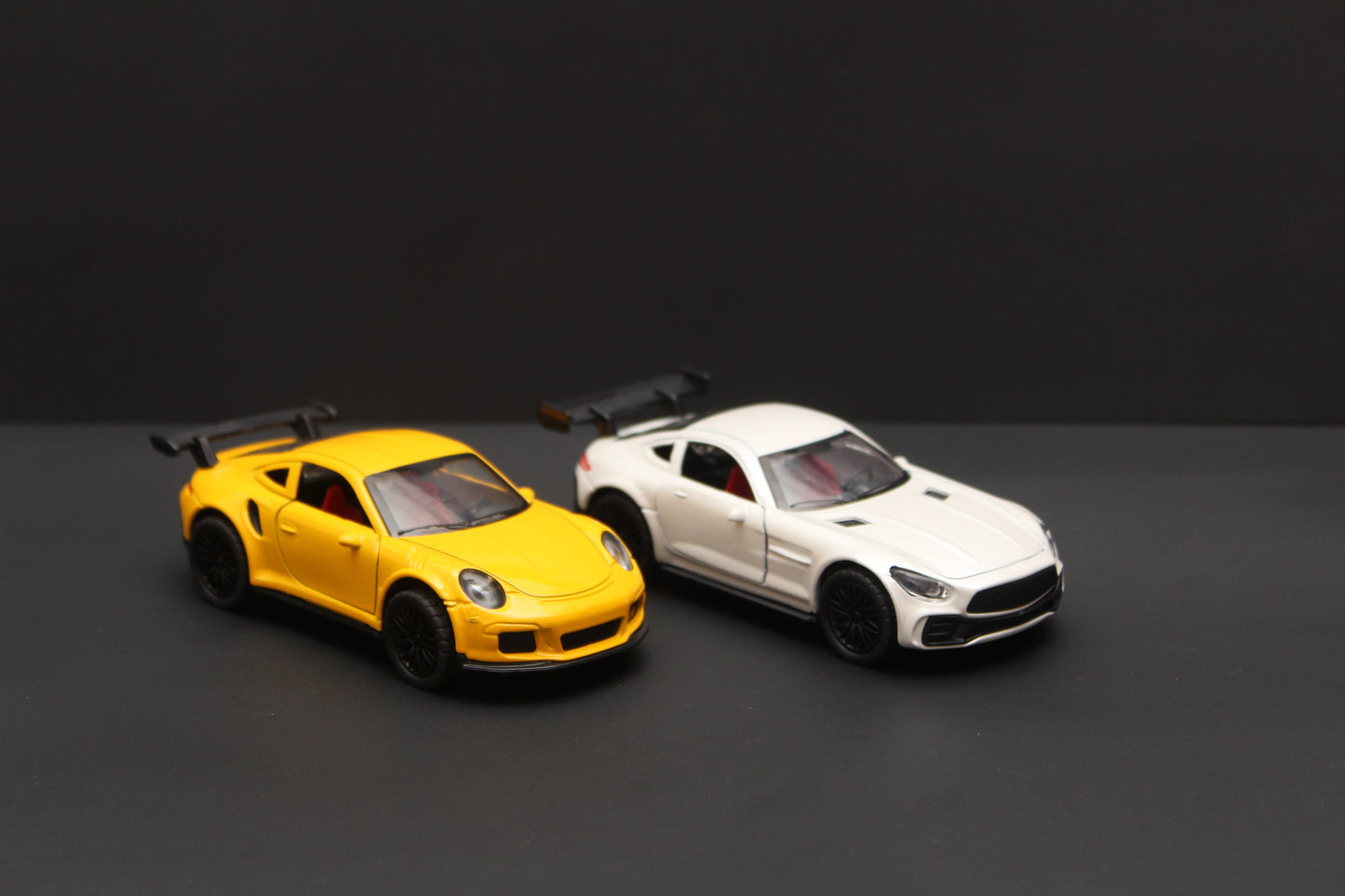 1:36 Amg GT ,Porsche (With Lights) Diecast Combo