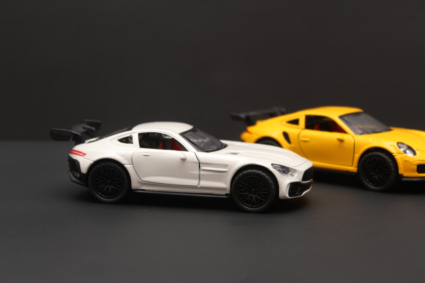 1:36 Amg GT ,Porsche (With Lights) Diecast Combo