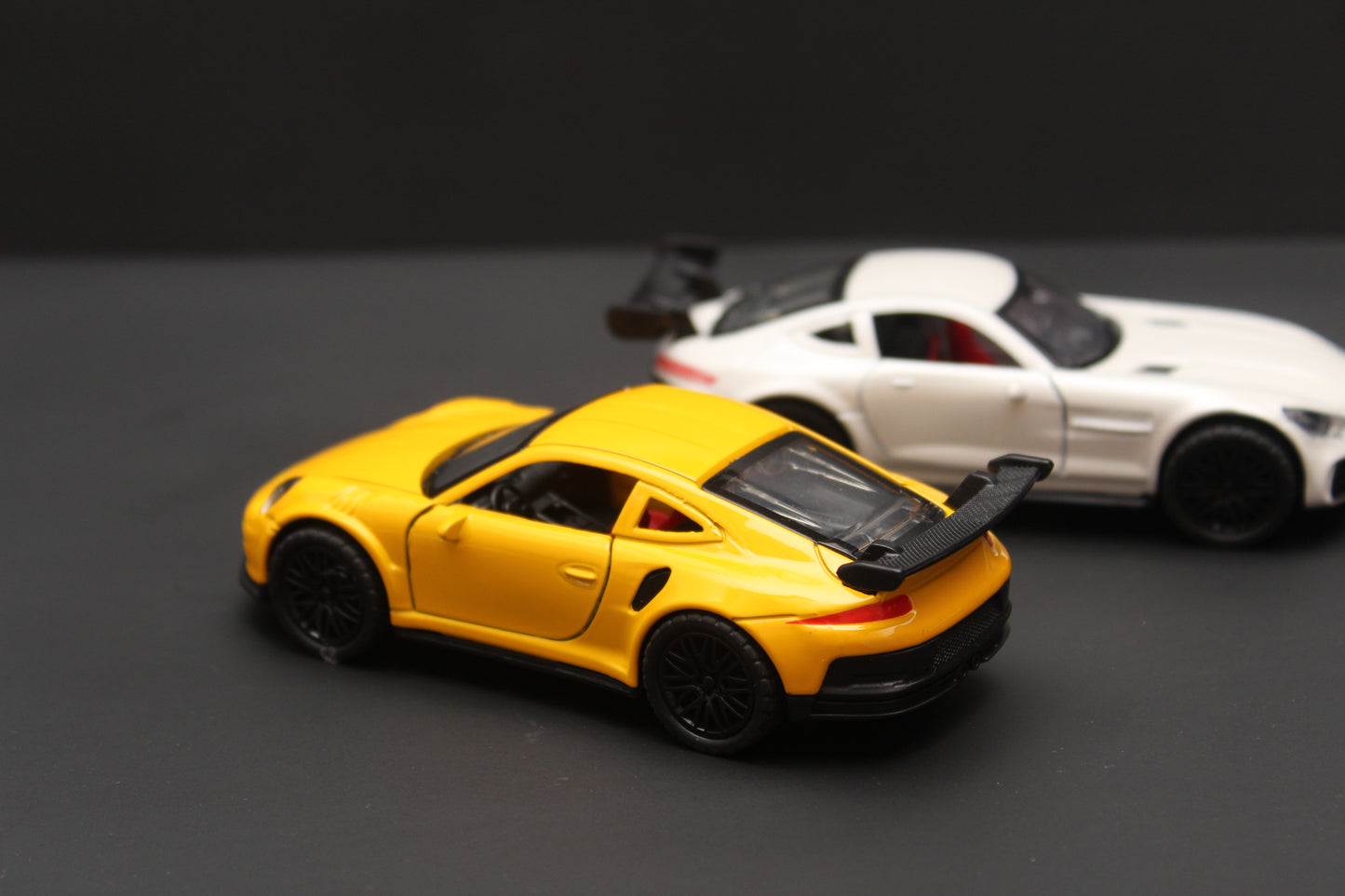 1:36 Amg GT ,Porsche (With Lights) Diecast Combo