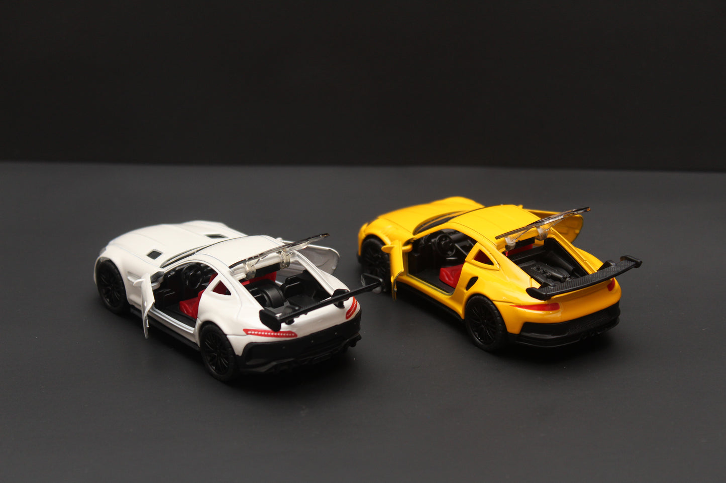 1:36 Amg GT ,Porsche (With Lights) Diecast Combo