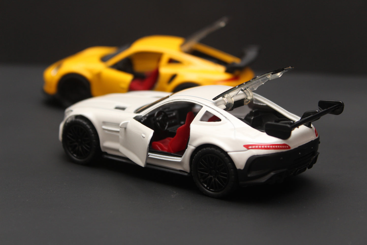 1:36 Amg GT ,Porsche (With Lights) Diecast Combo