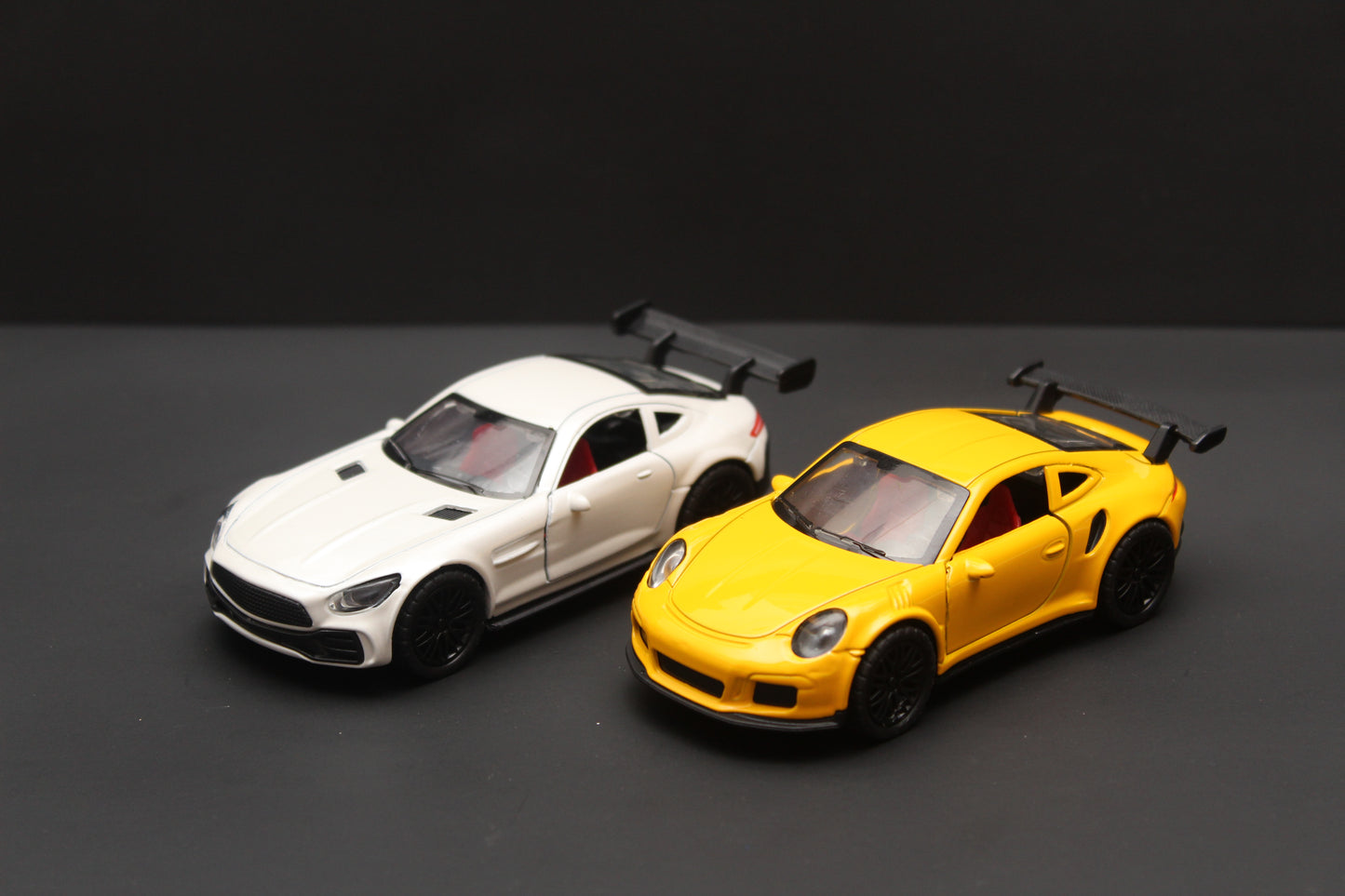 1:36 Amg GT ,Porsche (With Lights) Diecast Combo