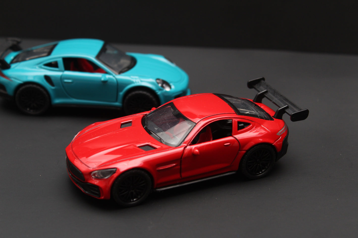 1:36 Amg GT ,Porsche (With Lights) Diecast Combo